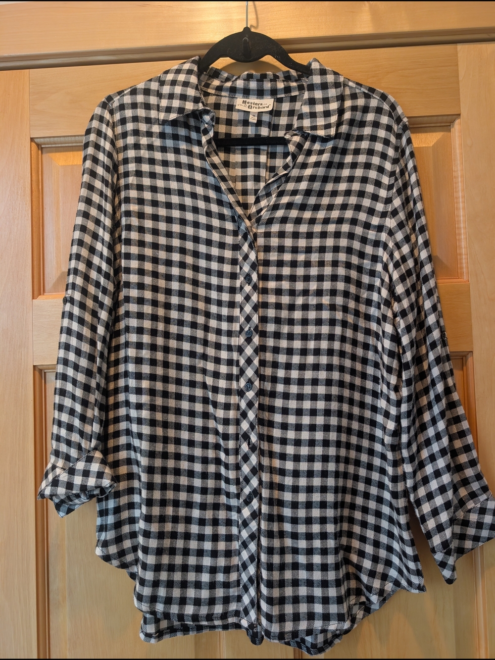 Hester & Orchard Black & White Gingham Button-Up Shirt 100% Rayon